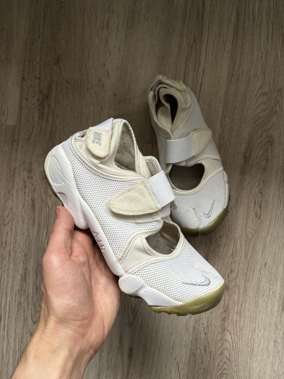 Nike Nike Air Rift White 315766-110 US 10 / EU 42 / 27 cm Size US 10 / IT 40 - 1 Thumbnail