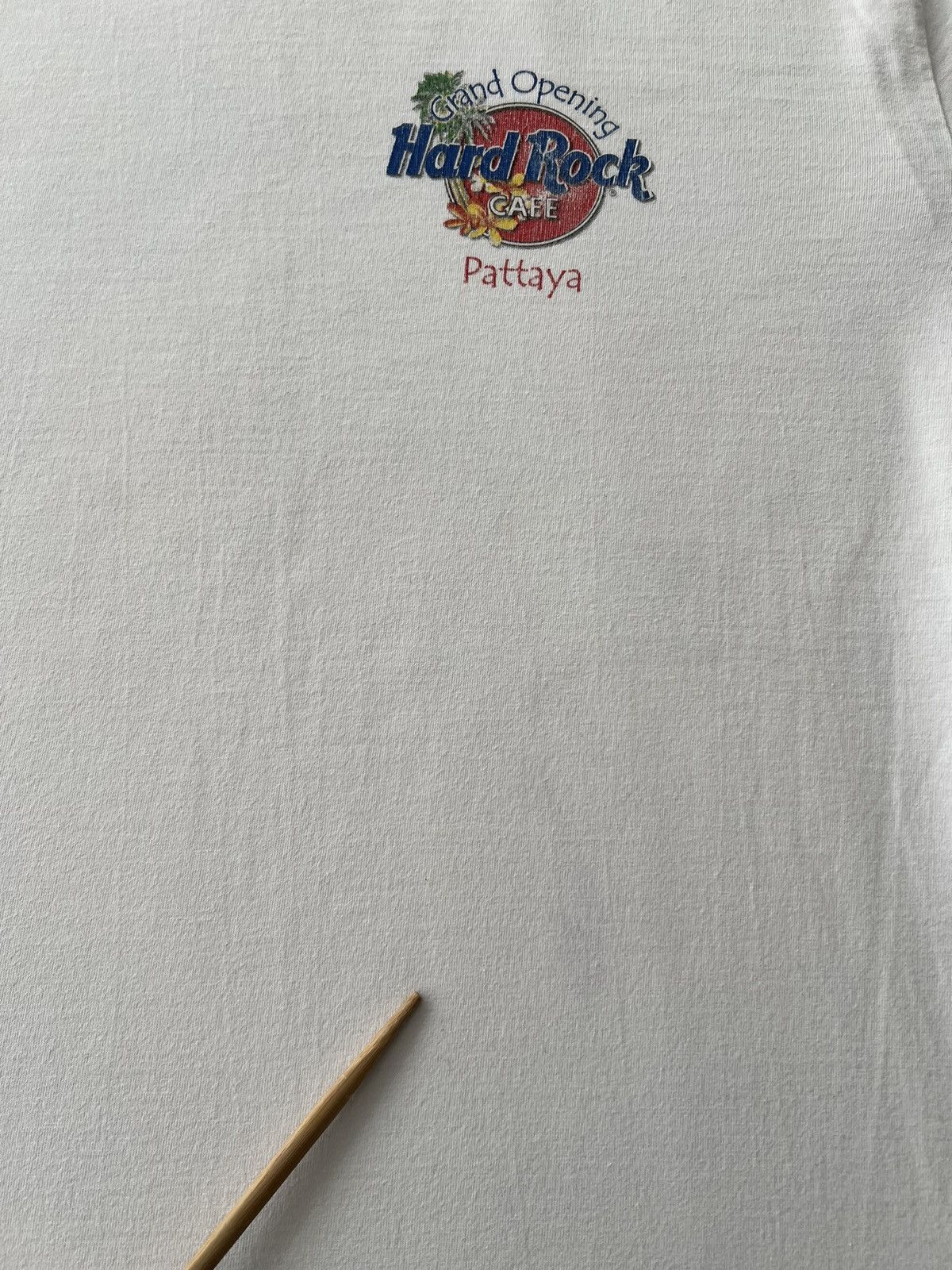 Hard Rock Cafe Vintage 90s Hard Rock Cafe Pattaya Surf White T-shirt Size US L / EU 52-54 / 3 - 5 Thumbnail