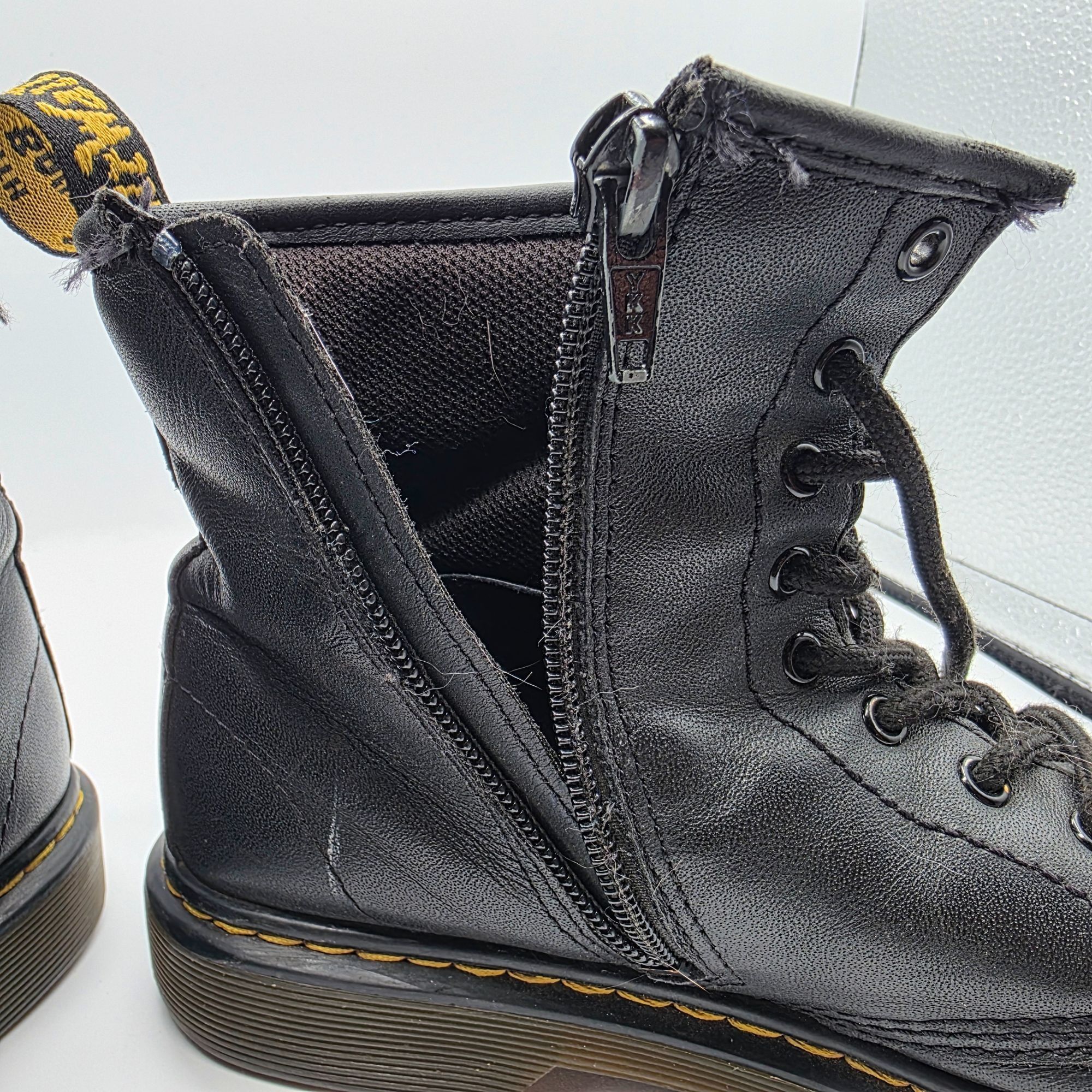 Dr. Martens Dr. Martens Womens Size 5 Black Leather Ankle Boots 1460 J S Size US 5 / IT 35 - 8 Thumbnail