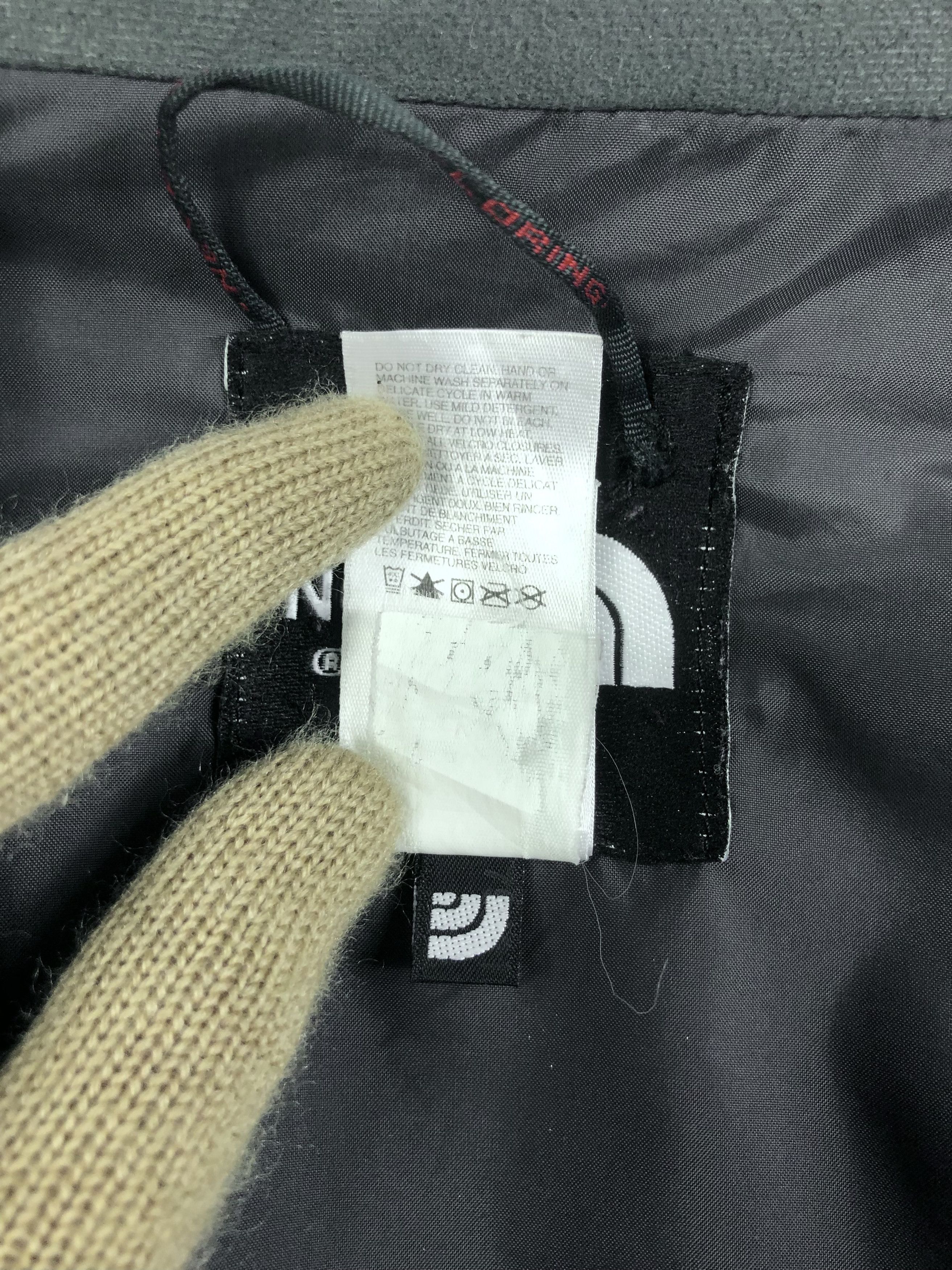 The North Face Vintage The North Face Goretex Mountain Jacket With Hoodies Size US M / EU 48-50 / 2 - 19 Thumbnail
