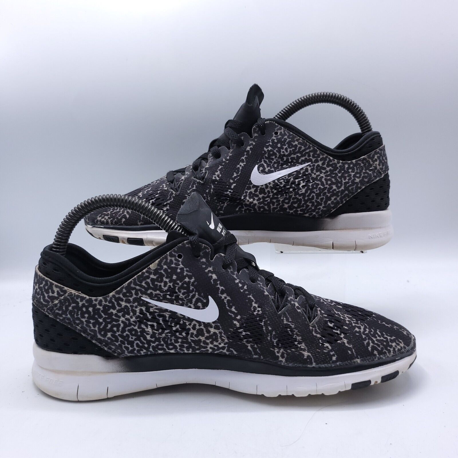 Nike Nike Free TR Fit 5 Shoe Womens Size 7 704695-009 Black Size US 7 / IT 37 - 6 Thumbnail