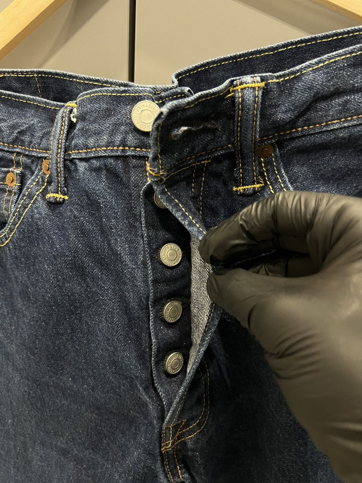 Levi's Vintage Levi's 501 Distressed Jeans 32x32 Size US 32 / EU 48 - 13 Thumbnail
