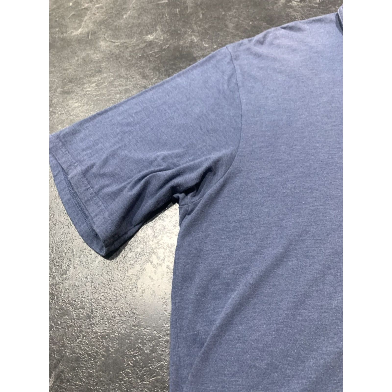 johnnie-O VINTAGE Johnnie-O Cotton Polo Embroidered Logo XL Blue Gray Striped Mens Short Sleeve Classic Golf Breathable Size US XL / EU 56 / 4 - 7 Thumbnail