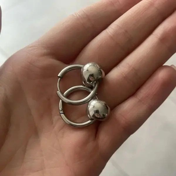 Other Silver Color Ball Earrings Size ONE SIZE - 4 Thumbnail