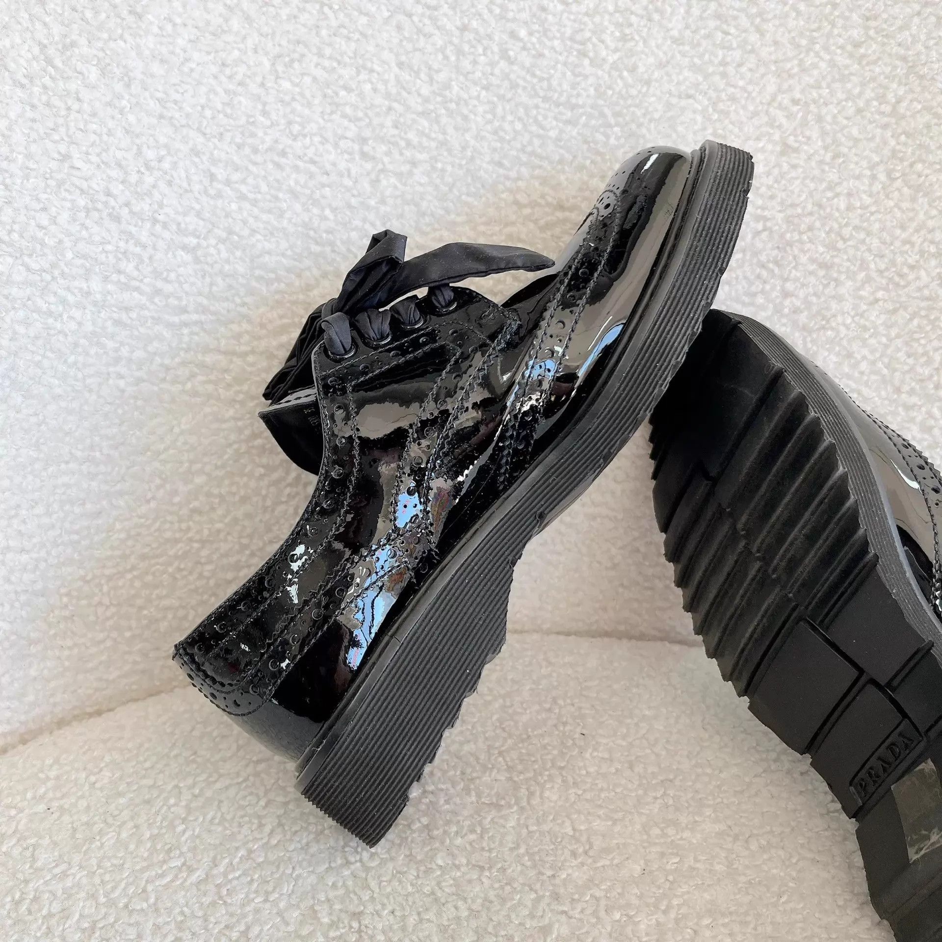 Prada Prada Black Bow Cut-out Casual Shoes 35 Size US 4.5 / IT 34.5 - 4 Thumbnail