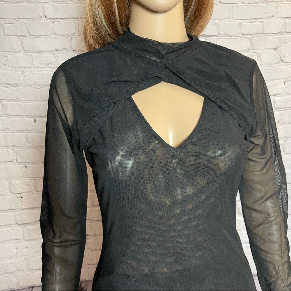 525 America NWT New 525 Mockneck Keyhole Black Top Size S Size S / US 4 / IT 40 - 3 Thumbnail