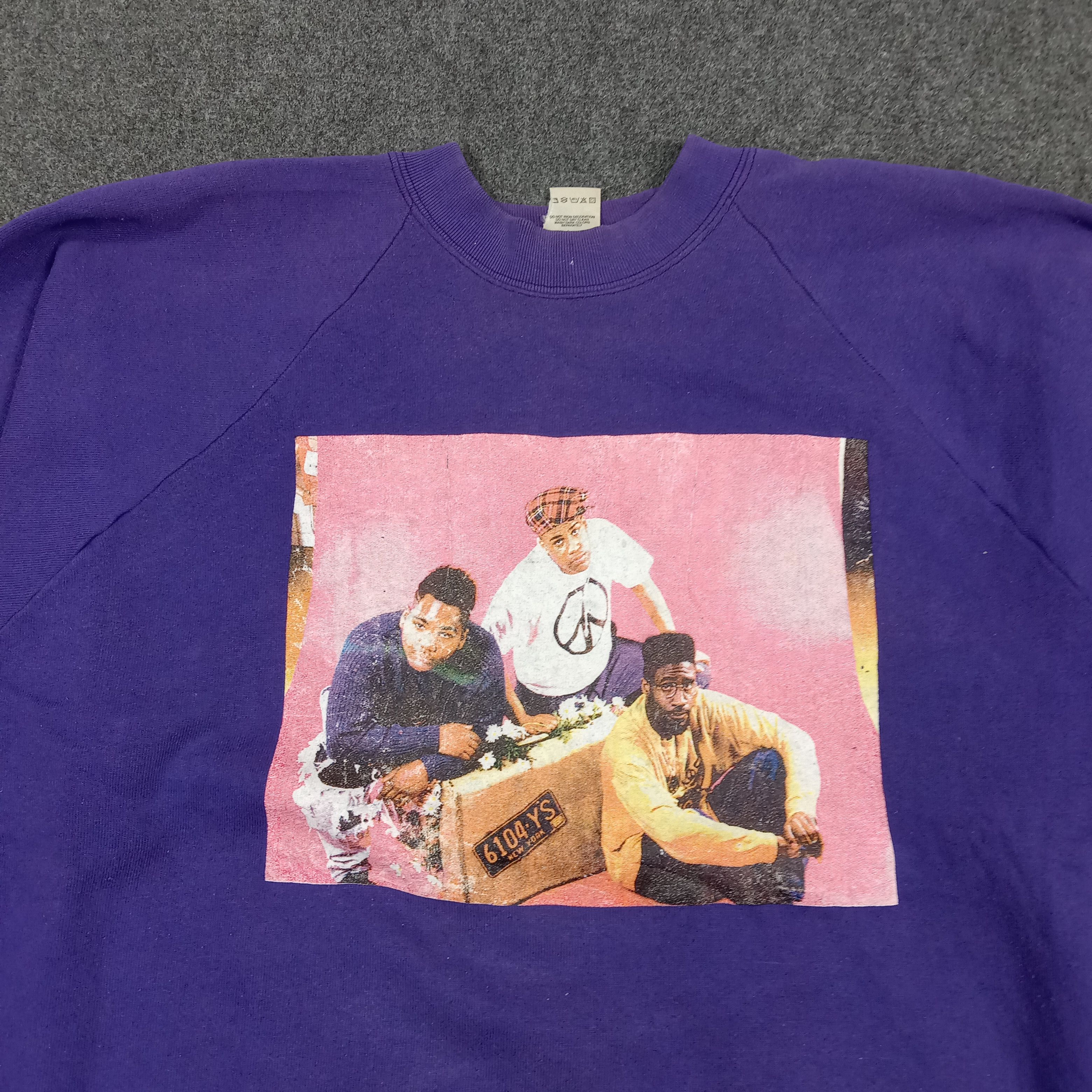 Vintage 90's De La Soul 3 Feet Hip Hop Sweatshirt C289N13 Size US XXL / EU 58 / 5 - 2 Thumbnail