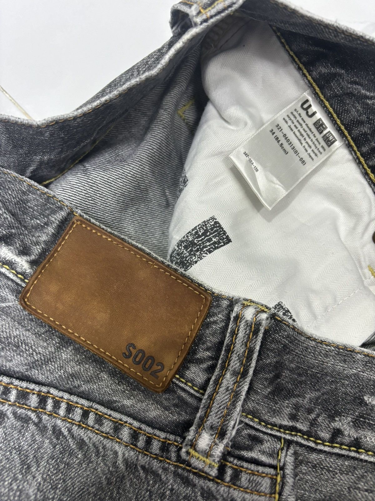 Undercover × Uniqlo VINTAGE S002 BLACK FADED DISTRESS BAGGY JEANS Size US 34 / EU 50 - 10 Thumbnail