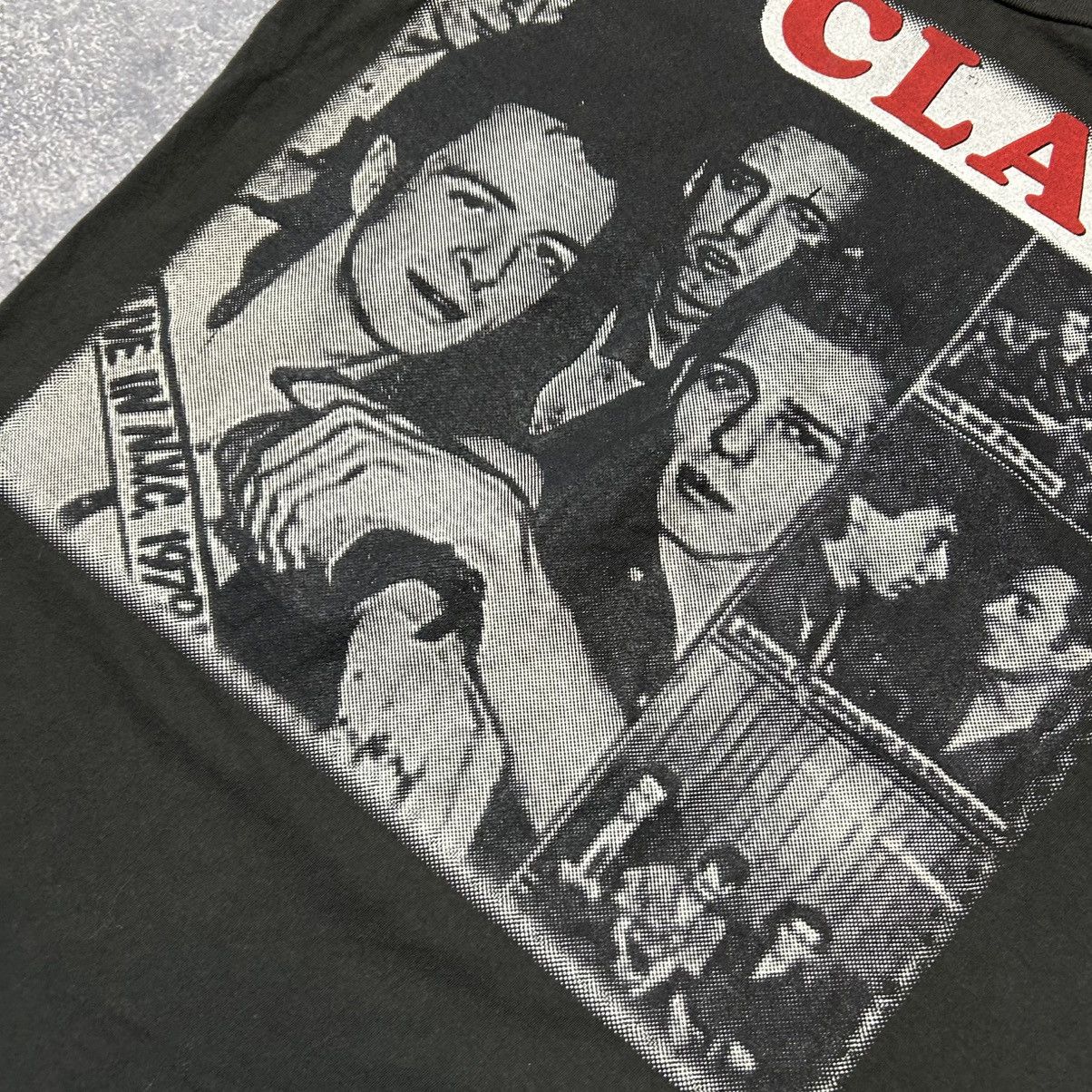 Band Tees Vintage The Clash Big Graphic Logo 90’s Rock Band tee Size US S / EU 44-46 / 1 - 4 Thumbnail