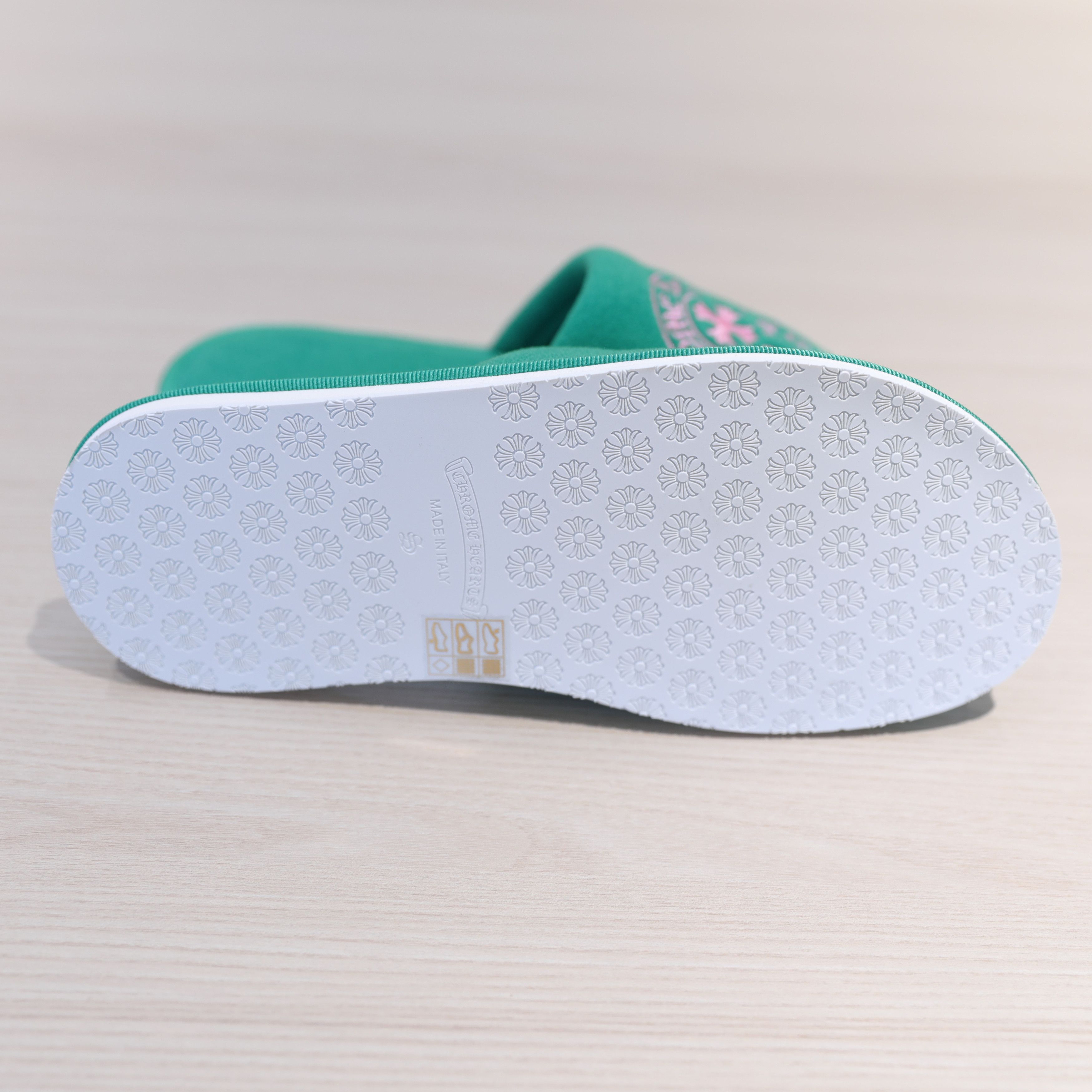 Chrome Hearts Chrome Hearts Hotel Slippers Hong Kong Exclusive Size US 6 / EU 39 - 6 Thumbnail