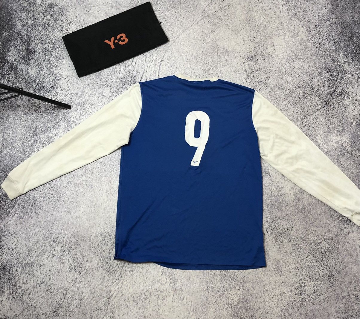 Nike Vintage mens long sleeve soccer jersey nike Size US L / EU 52-54 / 3 - 7 Thumbnail
