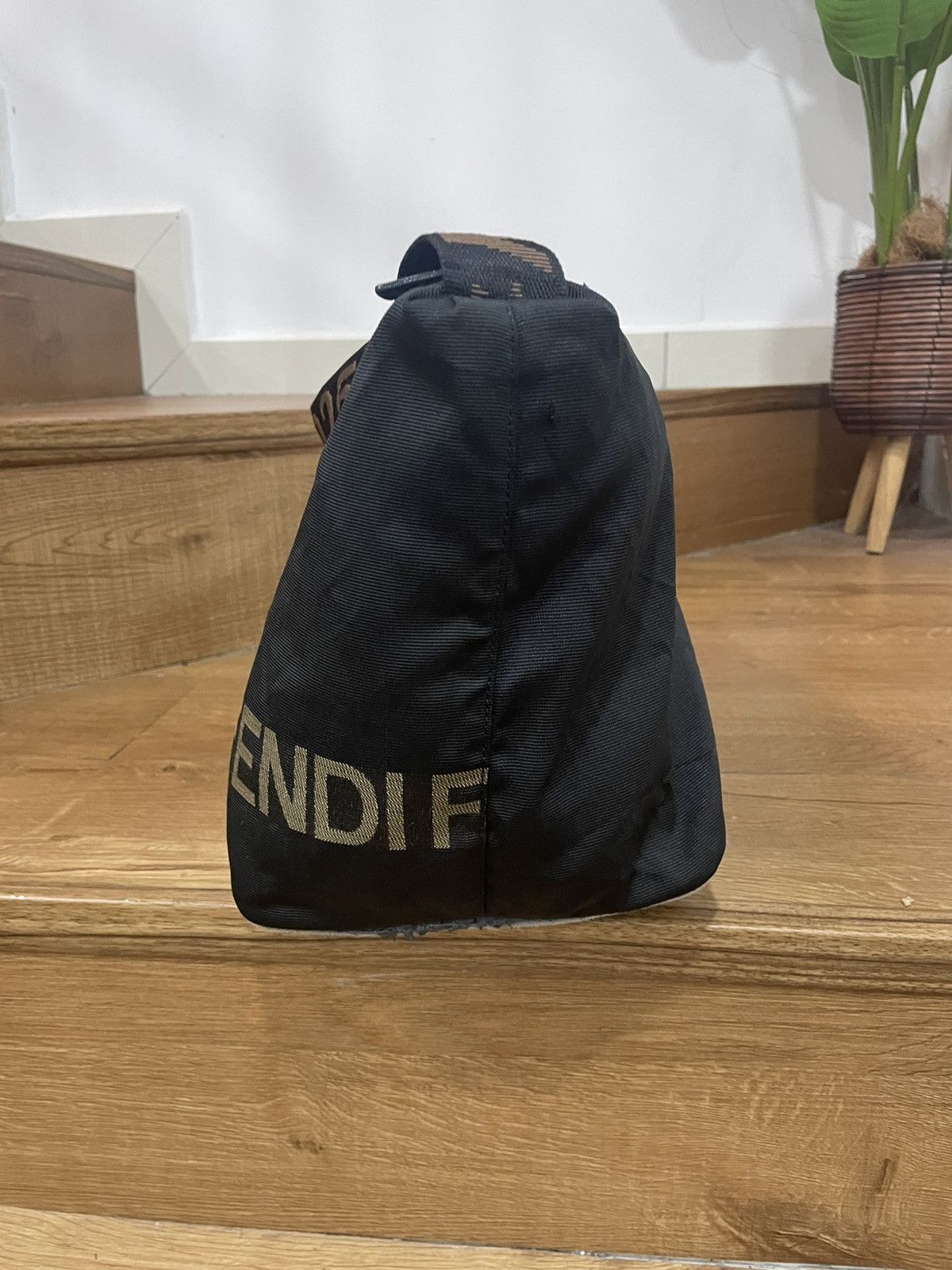 Fendi Authentic FENDI Roma Shoulder bag Size ONE SIZE - 4 Thumbnail