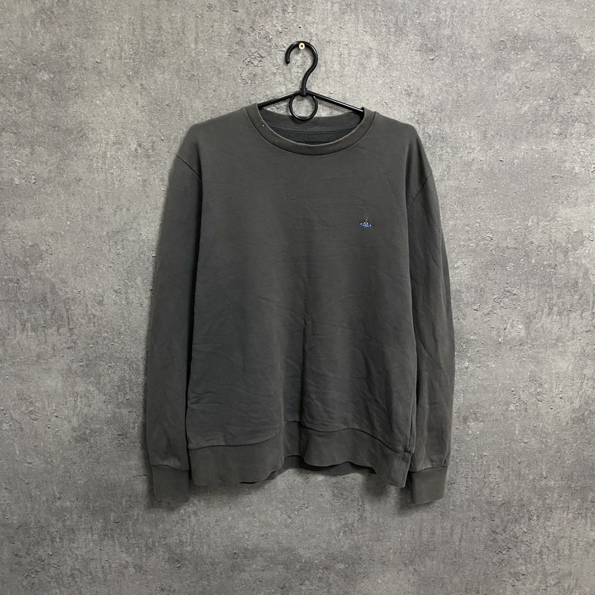 Vivienne Westwood Vintage Vivienne Westwood Sweatshirt Orb Logo Basic Pullover Size US M / EU 48-50 / 2 - 1 Thumbnail