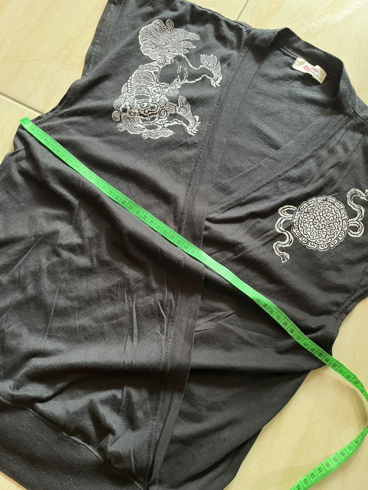 Japanese Brand Vivienne Tam Mitology animals Size US S / EU 44-46 / 1 - 9 Thumbnail