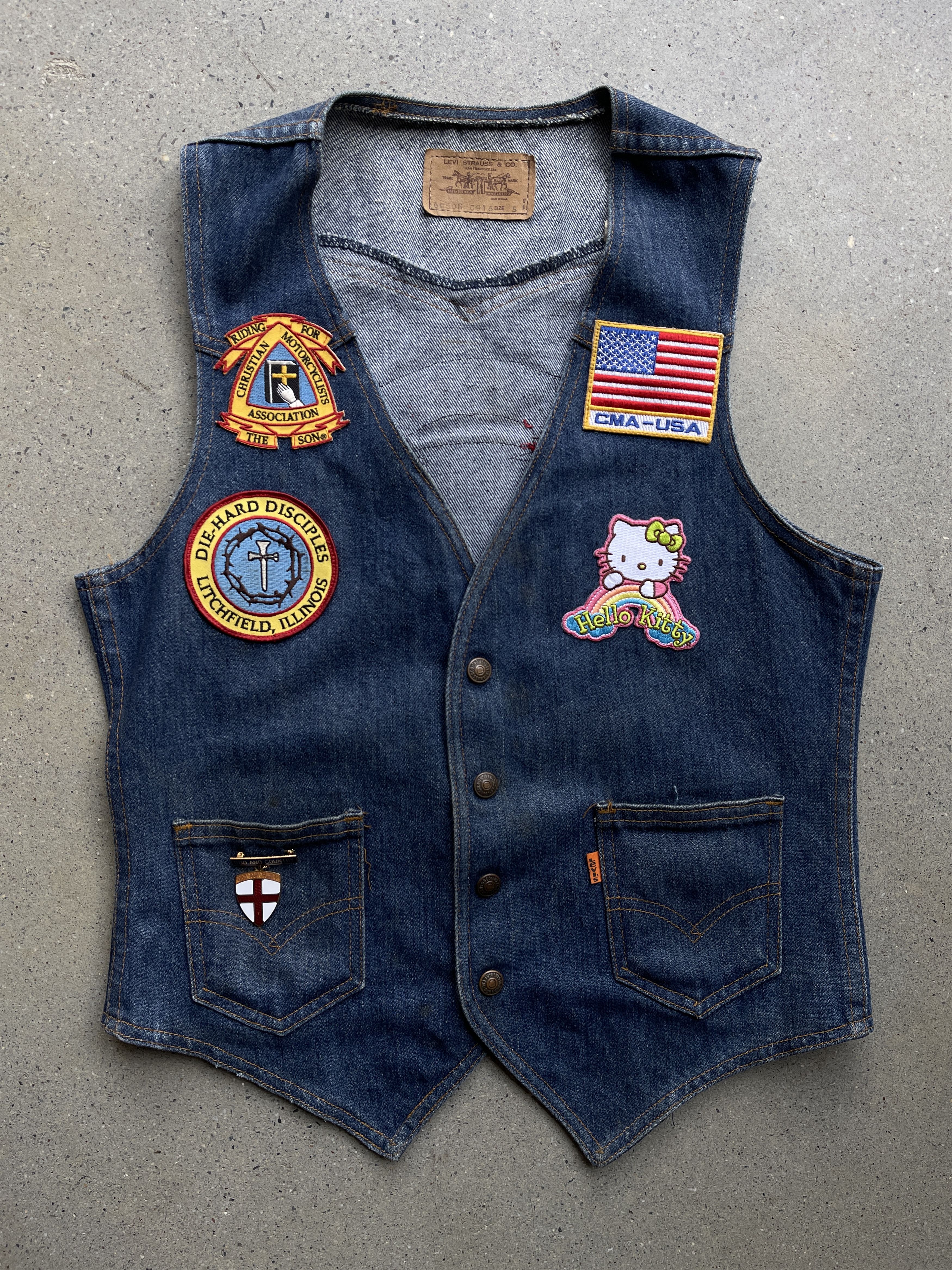 Levi's Vintage Clothing 1970's LEVI'S ORANGE TAB PATCHED DENIM VEST Size US S / EU 44-46 / 1 - 1 Thumbnail