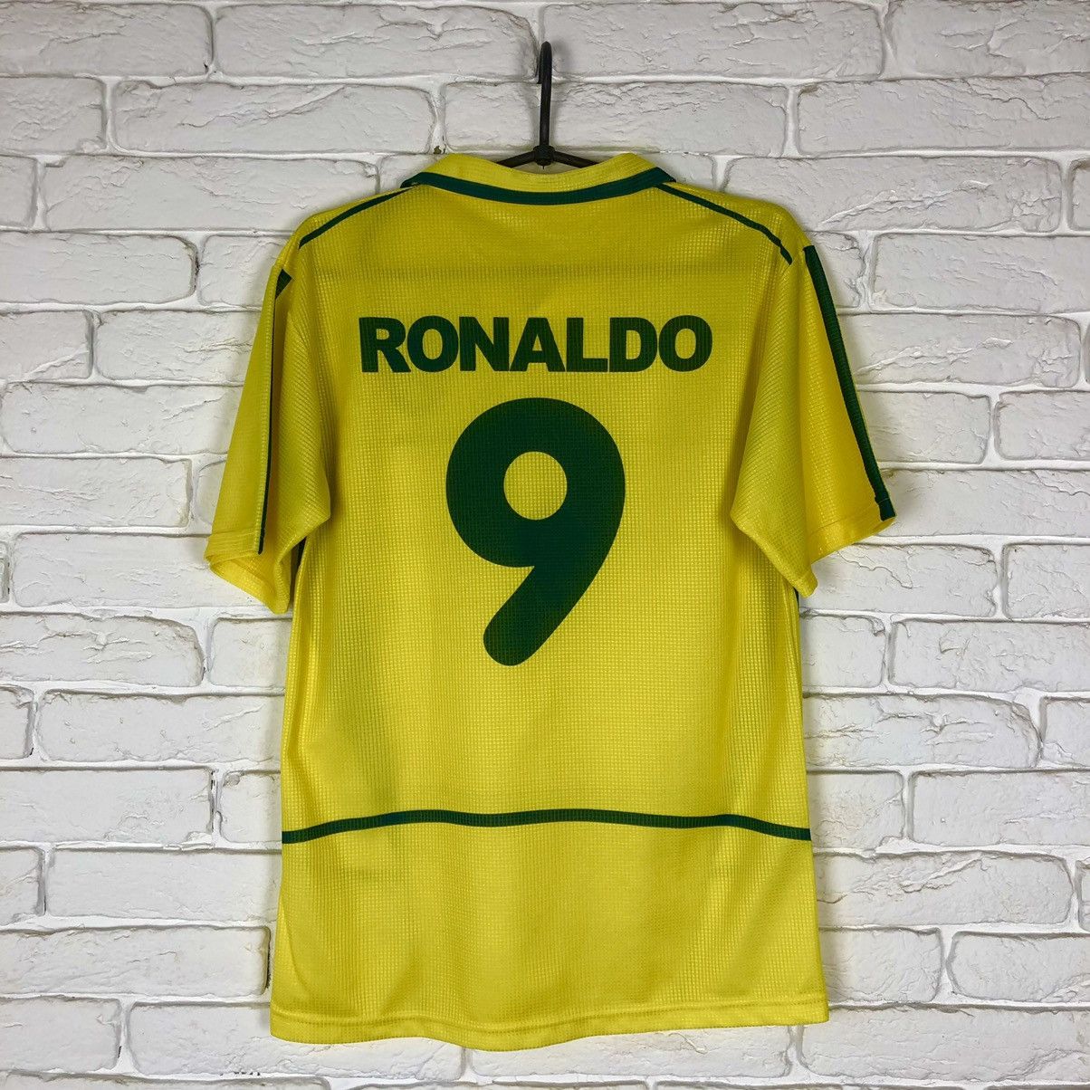 Vintage Ronaldo Brazil national team retro soccer jersey vintage Size US S / EU 44-46 / 1 - 2 Thumbnail