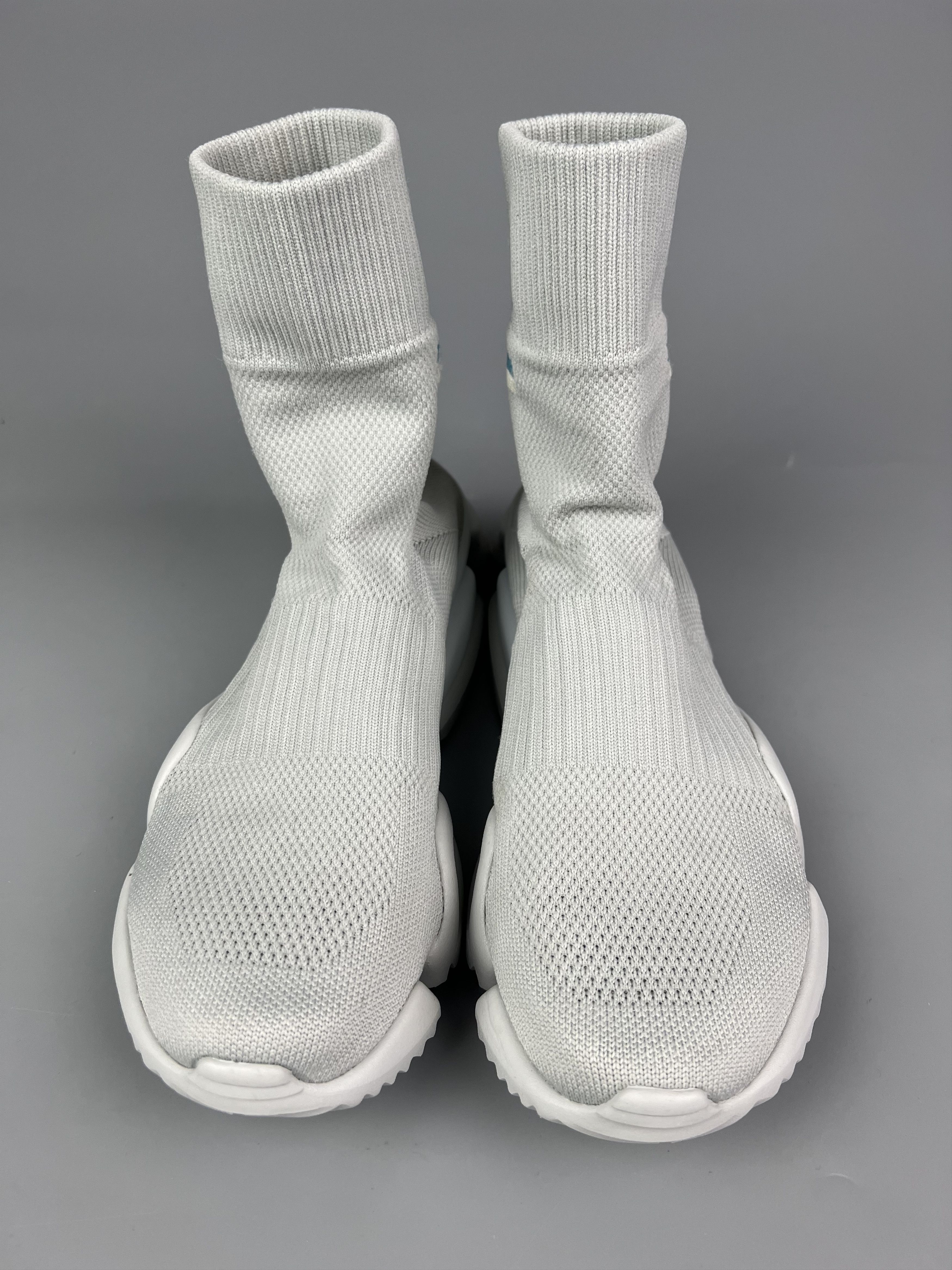 Reebok Reebok Sock Run R Gray Sneaker Trainers Women's Size US6 UK5 Size US 7 / IT 37 - 4 Thumbnail
