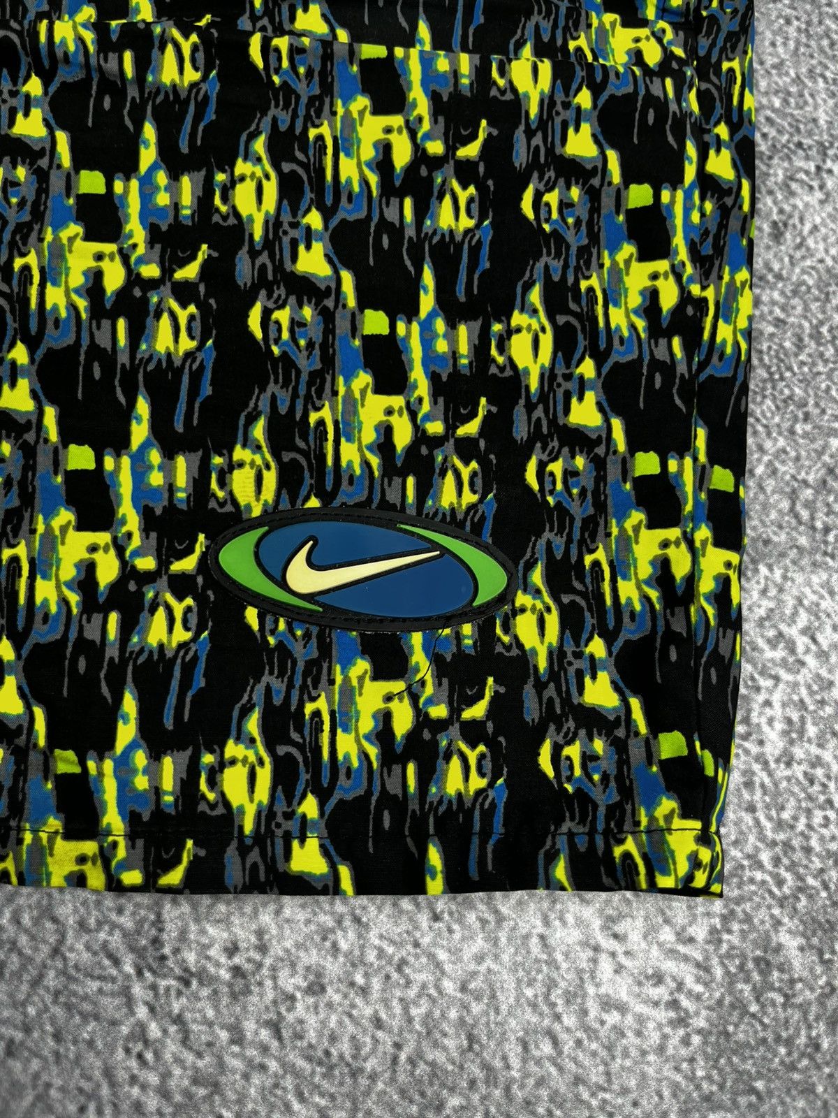 Nike Vintage 90s Nike Geometric Abstract All Over Swim shorts Size US 34 / EU 50 - 2 Thumbnail