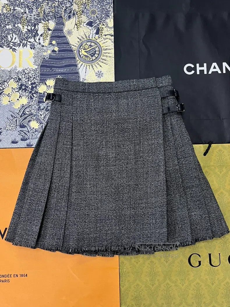 Dior Dior Grey skirt Size 42" / US 20 - 1 Thumbnail