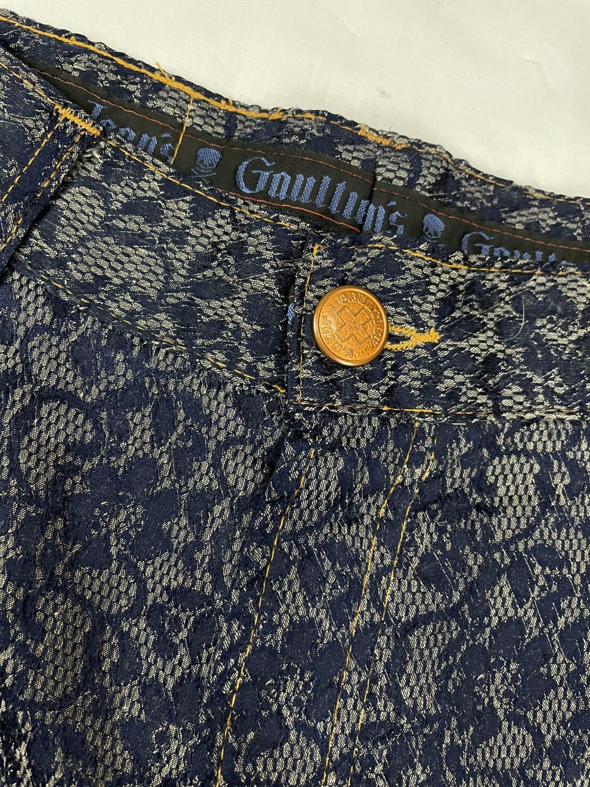 Jean Paul Gaultier 1998 Jean Paul Gaultier Lace Floral Pants Jeans Vintage Size 30" / US 8 / IT 44 - 6 Thumbnail