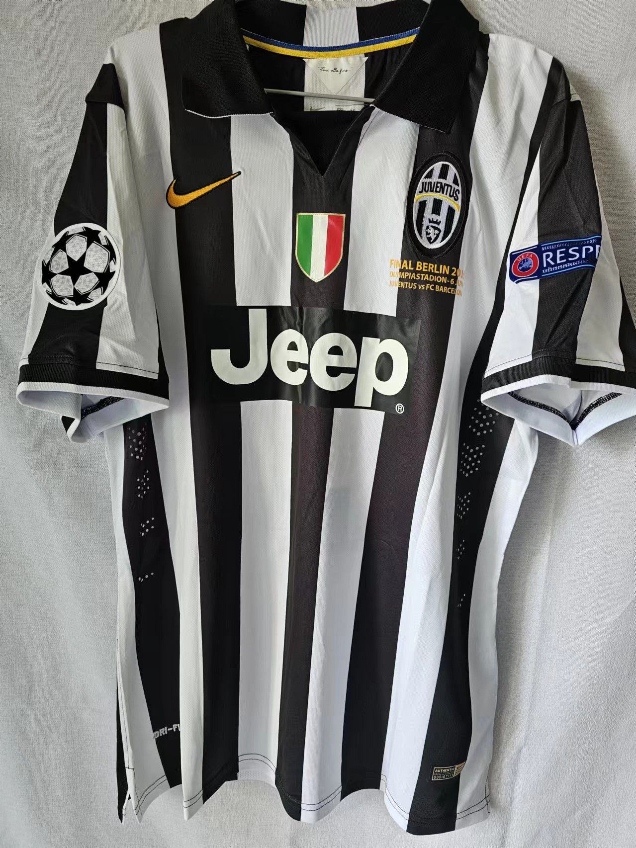 Other 2014 15 Juventus #21 Andrea Pirlo Jersey Size US L / EU 52-54 / 3 - 2 Thumbnail