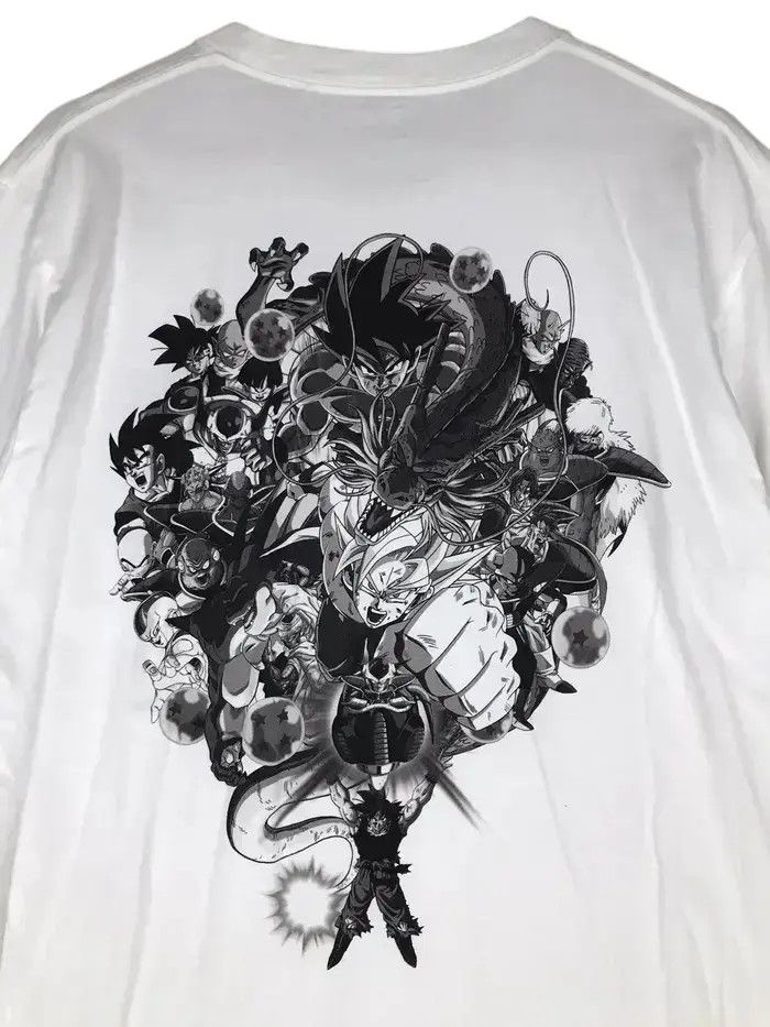 Anime Uniqlo x Dragon Ball Z Tshirts Size US XL / EU 56 / 4 - 4 Thumbnail