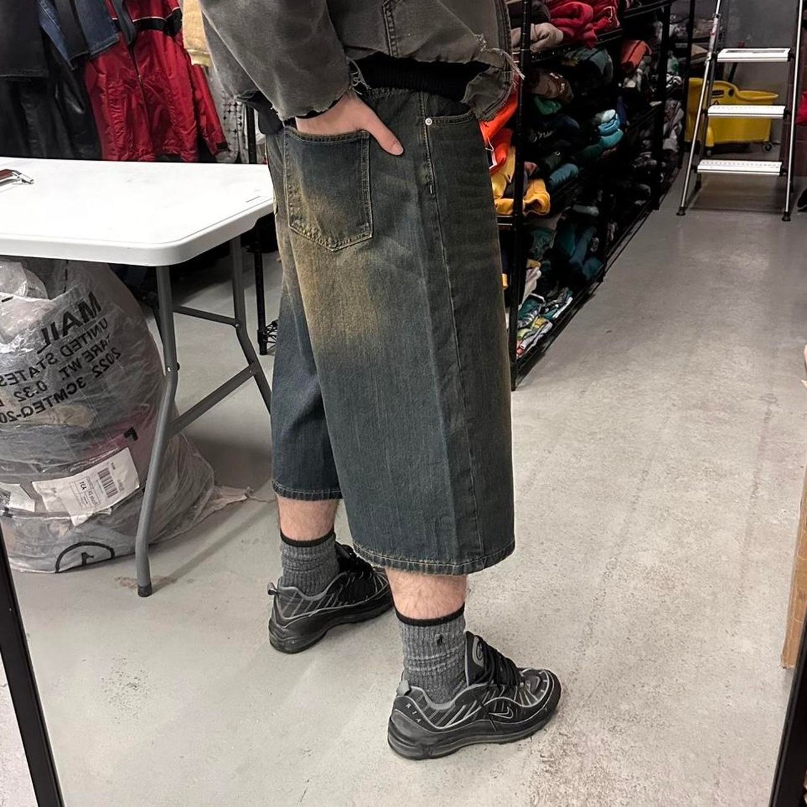 Vintage Vintage Baggy Y2k Wide Leg Denim Shorts Skater Jeans Mens 34 Size US 34 / EU 50 - 2 Thumbnail