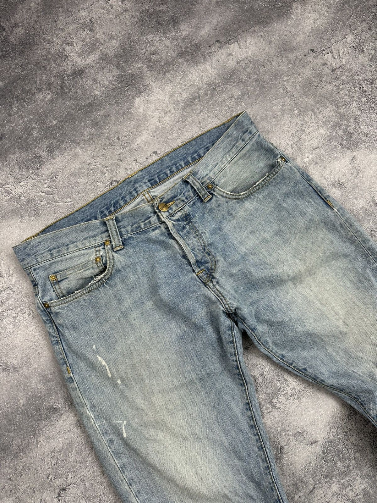 Carhartt Vintage Carhartt Thrashed Blue Crazy Faded Denim Jeans Y2K Size US 32 / EU 48 - 8 Thumbnail