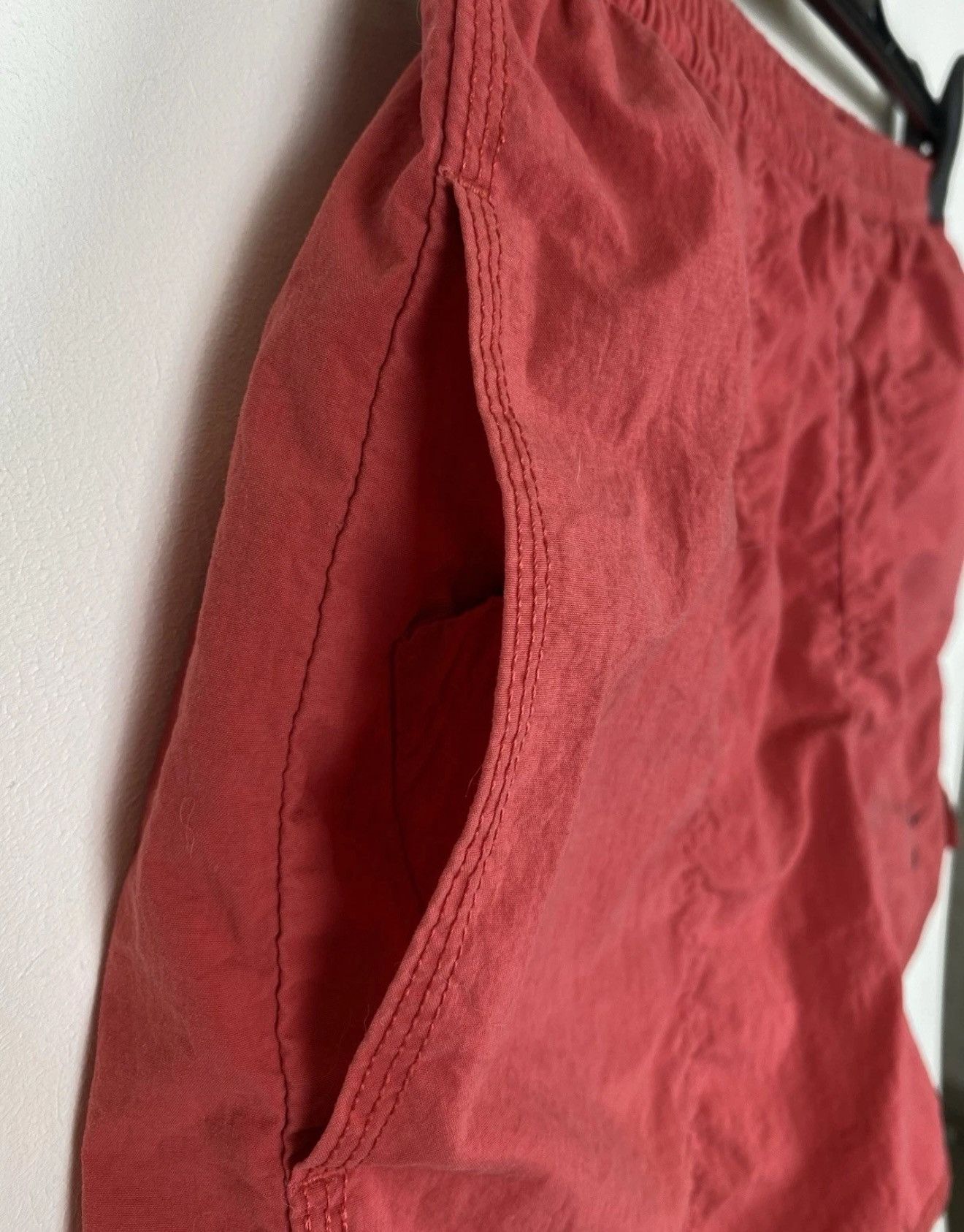 Nike Vintage Nike Shorts Size S Sportswear Red Nylon Top Beach Size US 30 / EU 46 - 4 Thumbnail