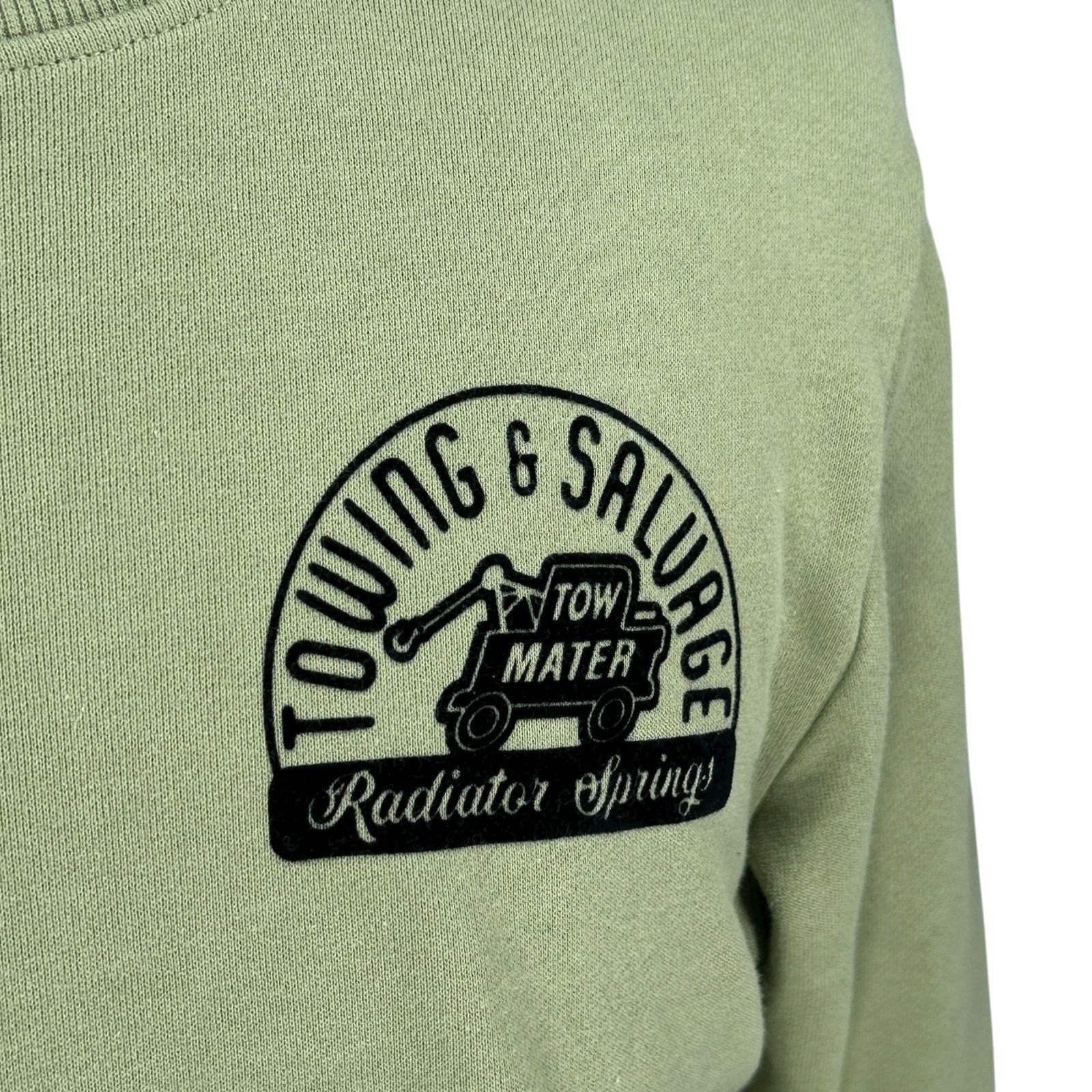 Disney Disney Tow Mater Towing & Salvage Sweatshirt Men’s XS Green Size US XS / EU 42 / 0 - 2 Thumbnail