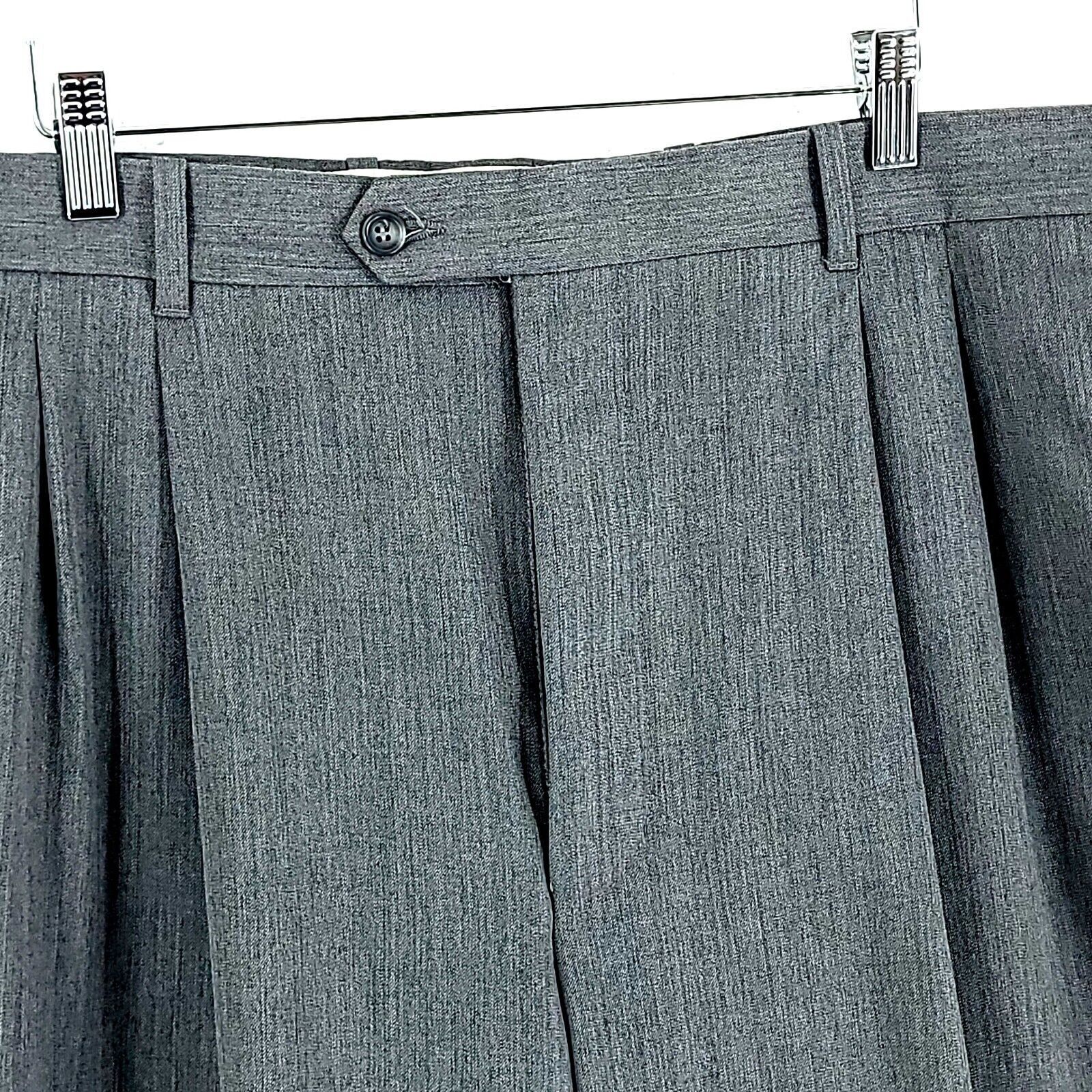 Joseph & Feiss Joseph & Feiss International Wool Twill Gray Pleated Cuffed Size 40R - 2 Thumbnail