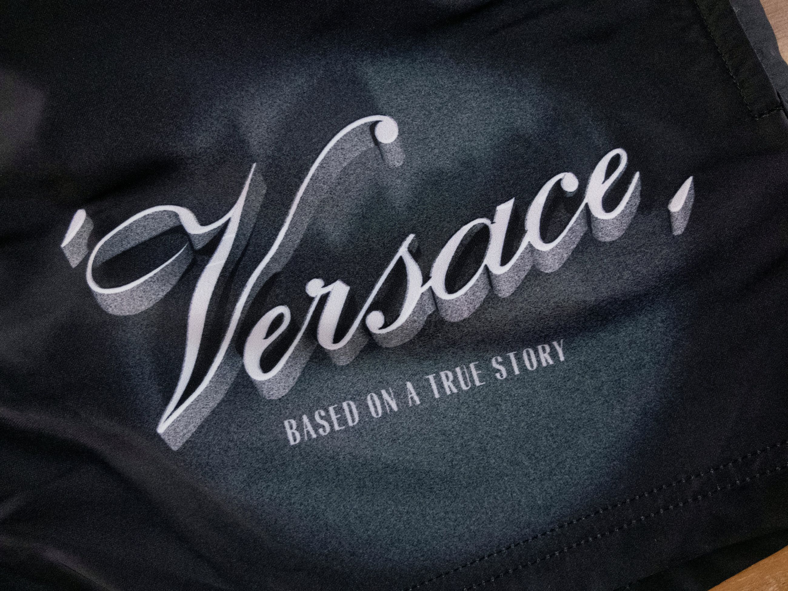 Versace VERSACE black logo film title swim shorts 4 Medium trunks Size US 32 / EU 48 - 7 Thumbnail