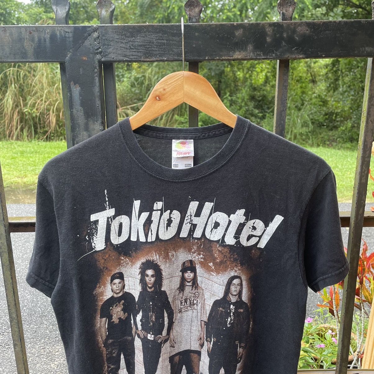 Band Tees × Vintage 🔥Vintage Y2K Tokio Hotel Big Image Rap Tees Design Promo Tee Size US S / EU 44-46 / 1 - 3 Thumbnail