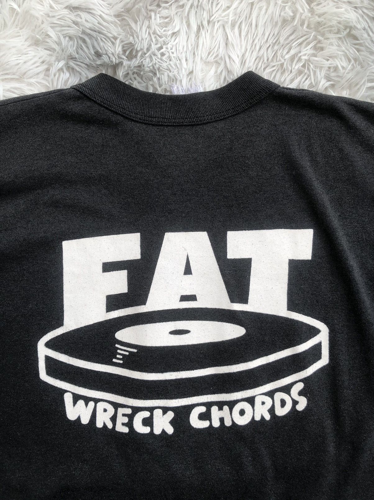 Vintage Rare Vintage 90s NOFX FatwreckChord T shirt Size US M / EU 48-50 / 2 - 5 Thumbnail