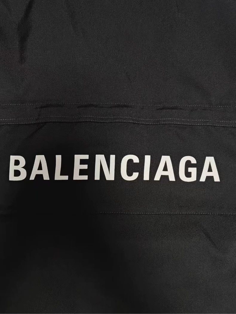 Balenciaga Balenciaga 23ss mud show double fake two-piece security hoo Size US M / EU 48-50 / 2 - 4 Thumbnail