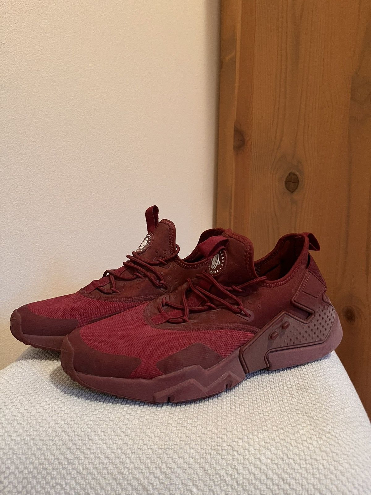 Nike nike air huarache drift AH7334-600 Size US 8.5 / EU 41-42 - 1 Thumbnail
