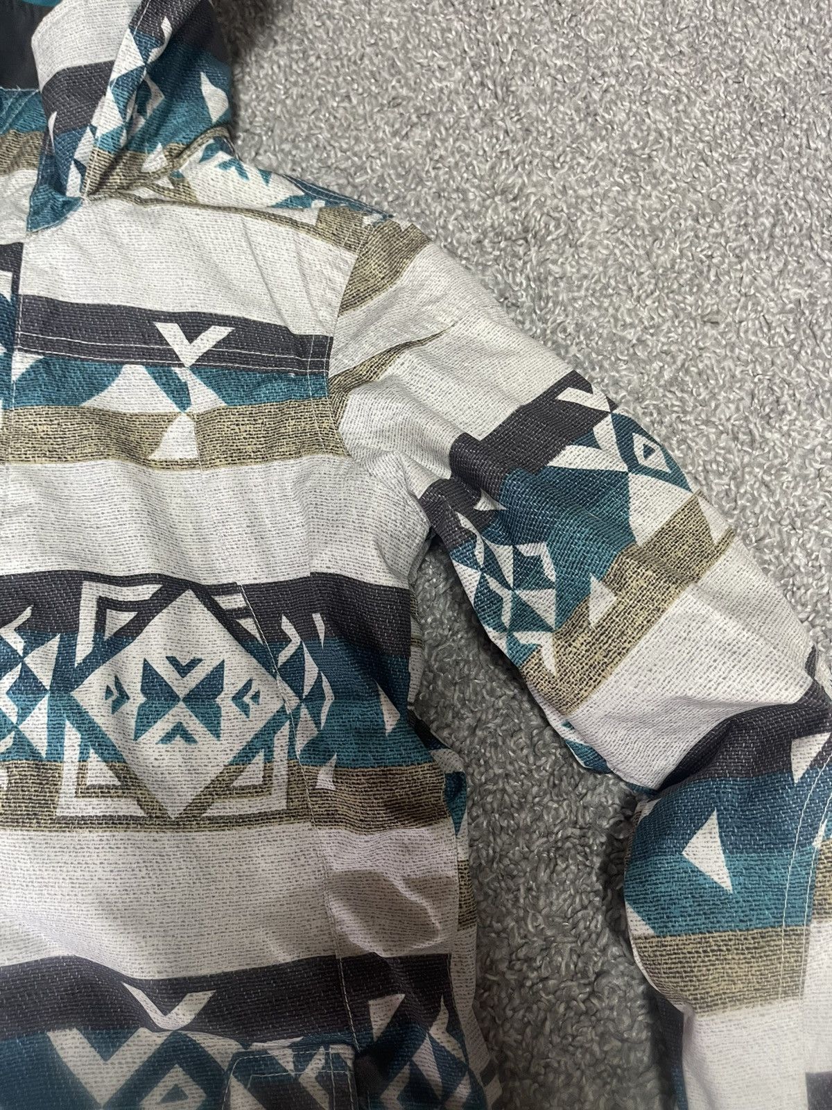 Burton Burton Da Nang Aztec DryRide Snowboard Jacket Size XS Size XS / US 0-2 / IT 36-38 - 2 Thumbnail