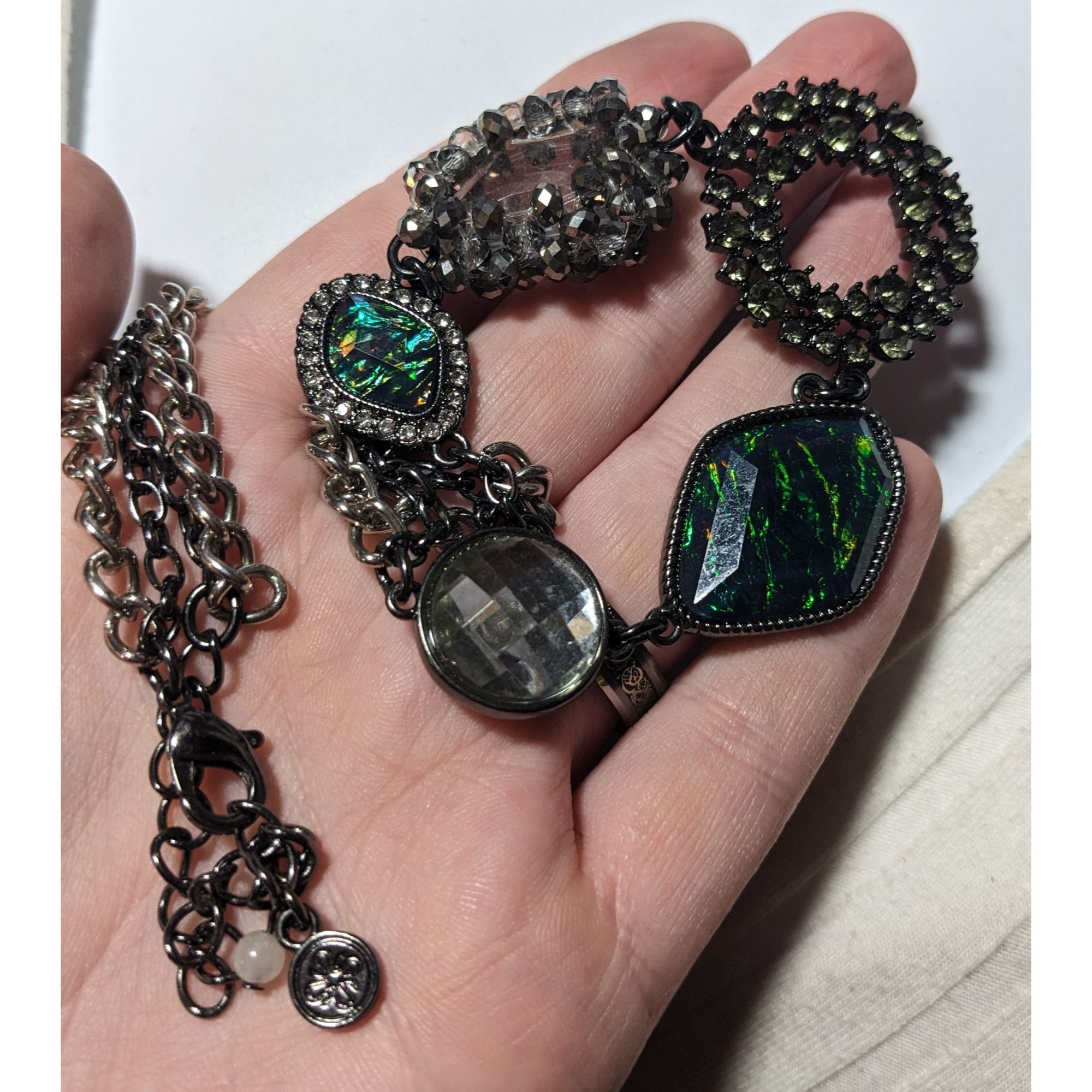 Vera Wang Simply Vera Green And Silver Abstract Necklace Size ONE SIZE - 11 Thumbnail