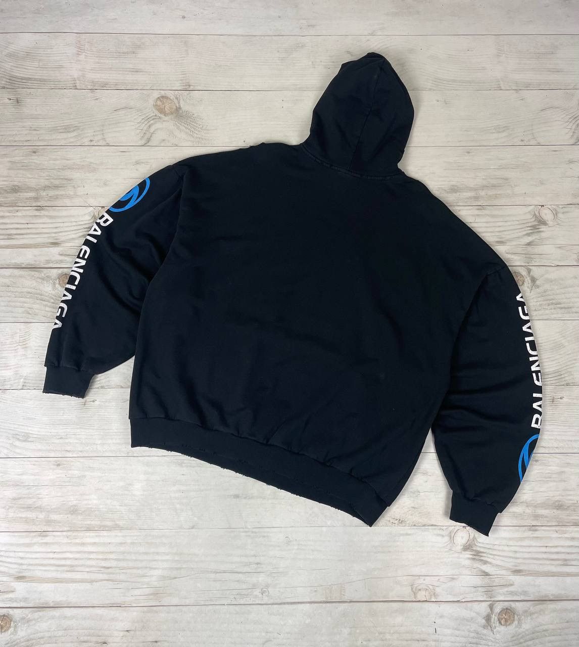 Balenciaga Balenciaga Surfer Hoodie Oversized Size US L / EU 52-54 / 3 - 23 Thumbnail
