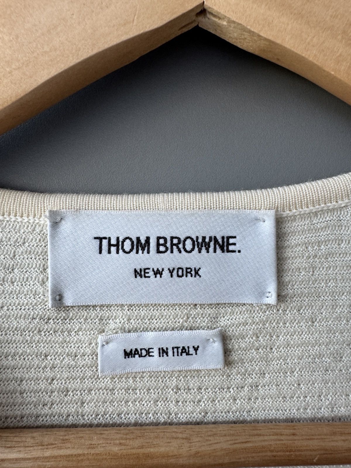 Thom Browne Thom Browne Textured Stitch Relaxed Fit V Neck Cardigan Size M / US 6-8 / IT 42-44 - 2 Thumbnail
