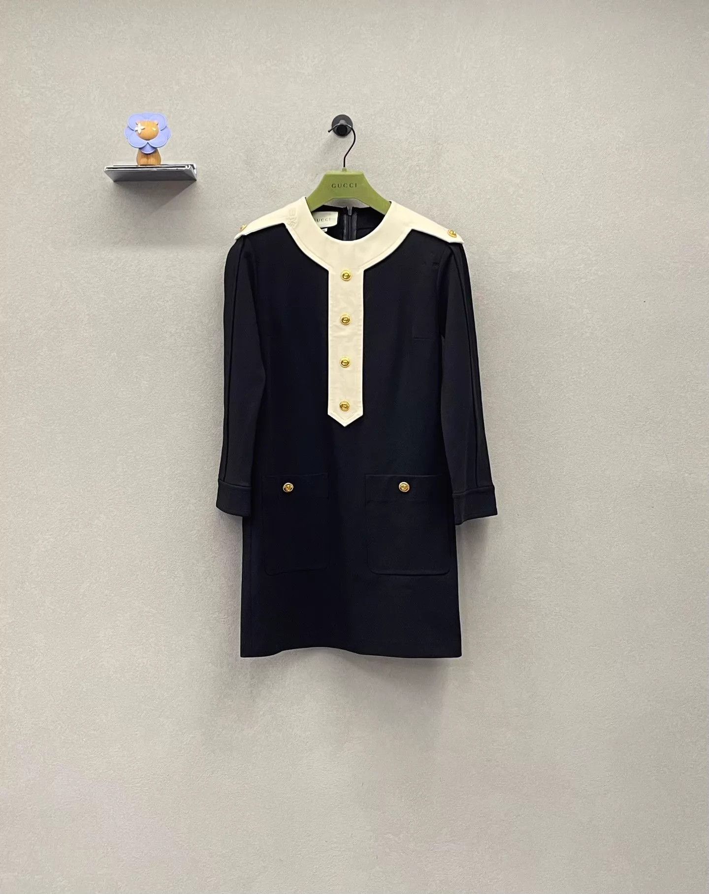 Gucci Gucci Button-Front Straight Elegant Slim-Fit Dress Size S / US 4 / IT 40 - 1 Thumbnail