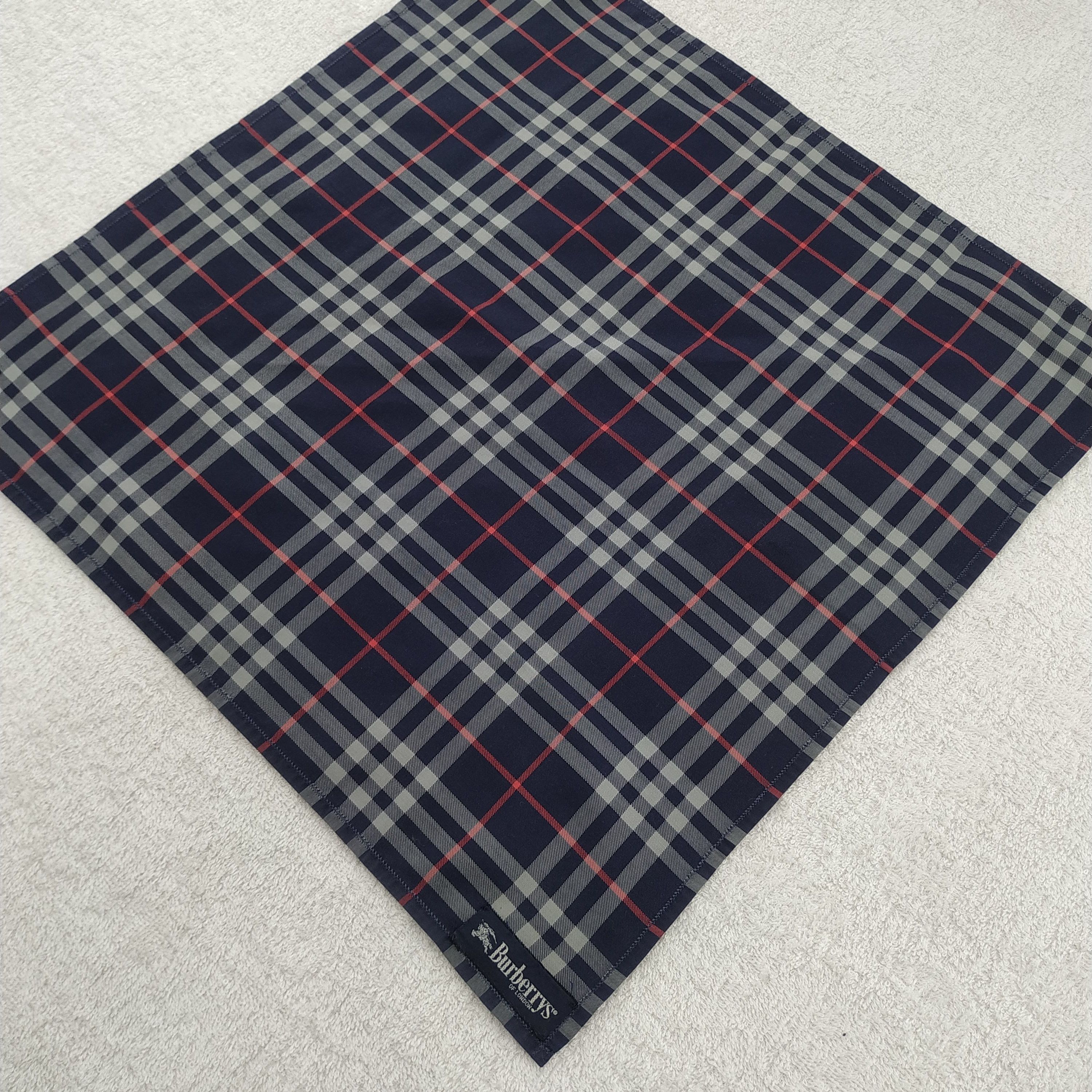 Burberry × Vintage Burberry Bandana / Handkerchief / Neckerchief - S031 Size ONE SIZE - 4 Thumbnail