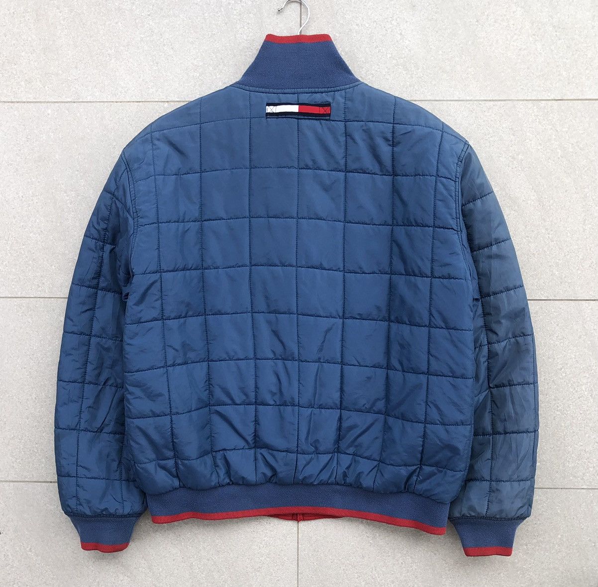 Tommy Hilfiger Vintage Tommy Hilfiger Reversible Puffer Bomber Jacket Size US L / EU 52-54 / 3 - 5 Thumbnail
