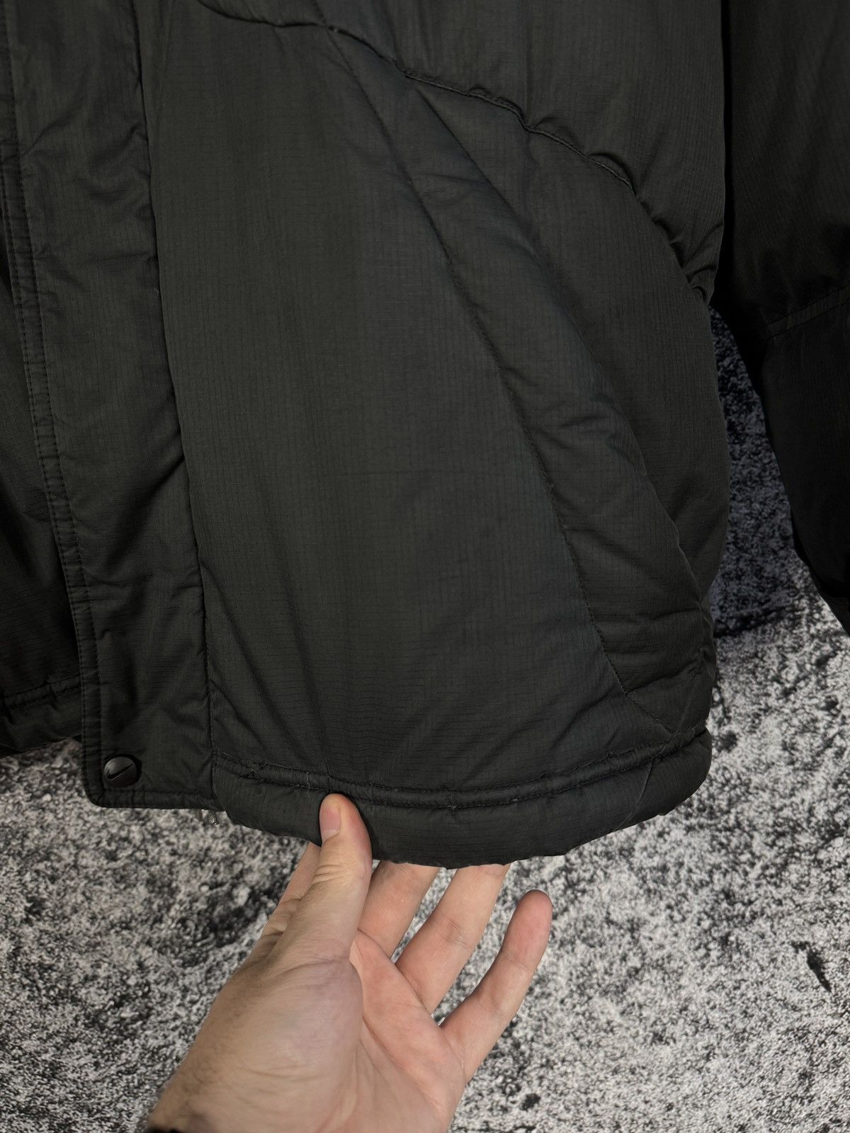 Nike Nike Vintage Down Puffer Jacket Warm Hooded Swoosh Logo Sz L Size US L / EU 52-54 / 3 - 20 Thumbnail