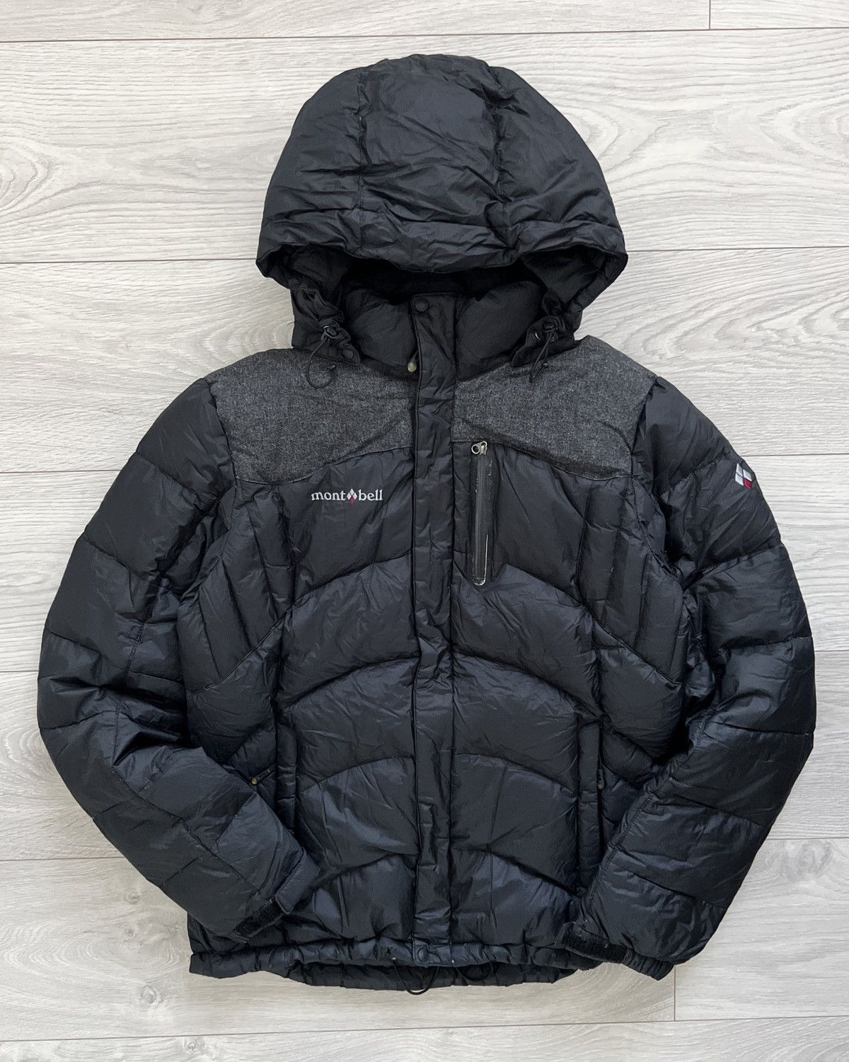 image of Montbell 00S Windstopper Down Panelled Puffer Jacket in Black, Men's (Size Small)