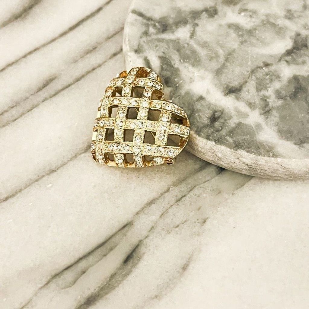 Vintage Vintage Pave Heart Brooch Basket Weave Gold Toned Metal Size ONE SIZE - 2 Thumbnail