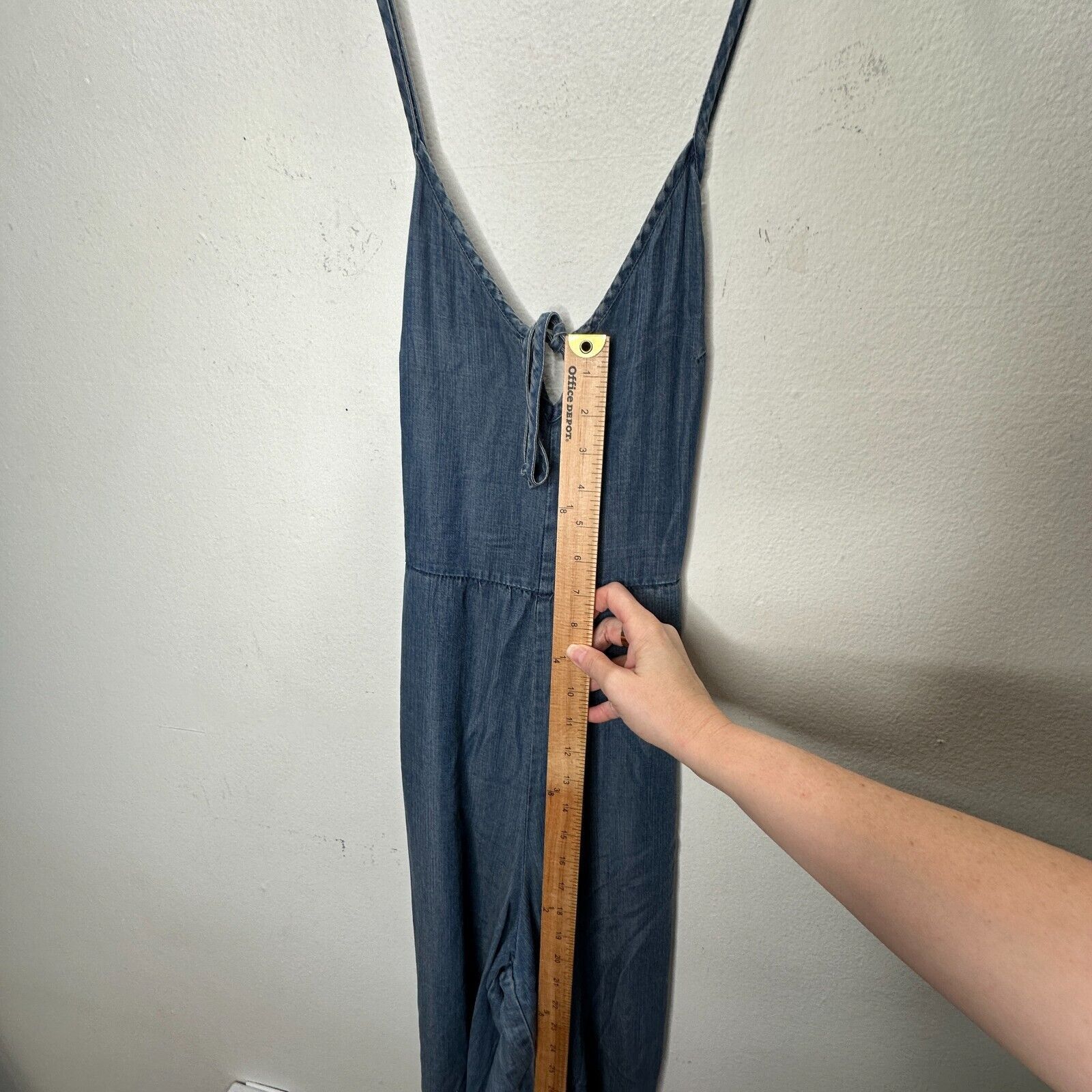 Other Lovestitch Wide Spaghetti Strap V-Neck Front Tie Jumpsuit S Size 27" / US 4 / IT 40 - 14 Thumbnail