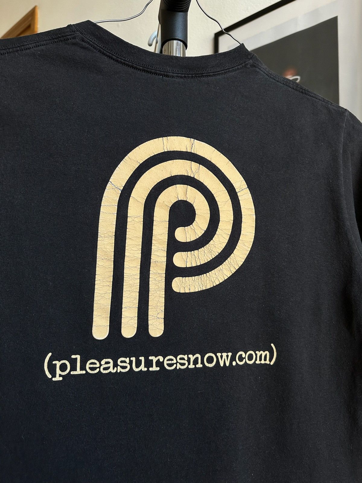 Pleasures Pleasures tee Size US M / EU 48-50 / 2 - 5 Thumbnail