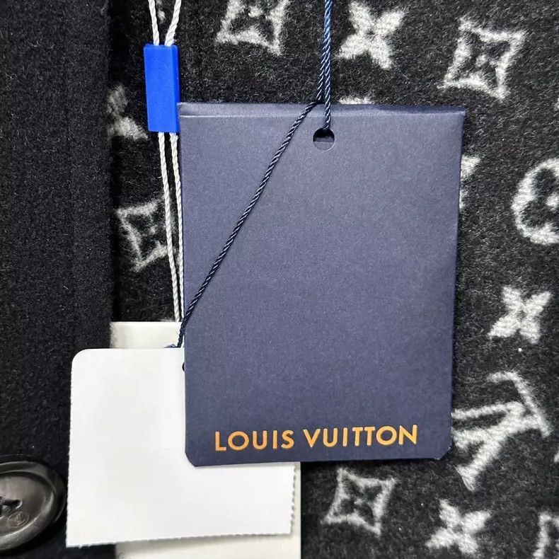 Louis Vuitton New Louis Vuitton Oversized Coat-2506 Size L / US 10 / IT 46 - 7 Thumbnail