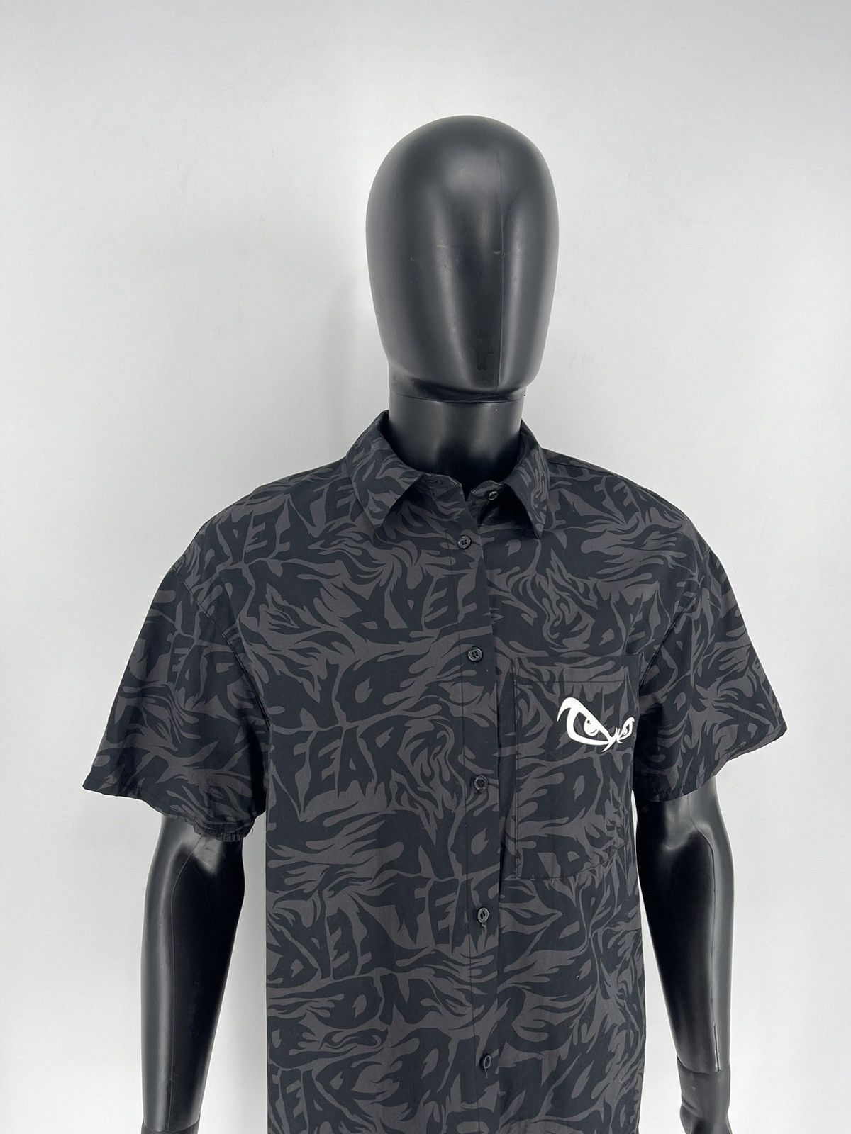 Japanese Brand × Vintage VINTAGE 90s NO FEAR BIG LOGO SHIRT HIPHOP MONOGRAM Size US S / EU 44-46 / 1 - 3 Thumbnail